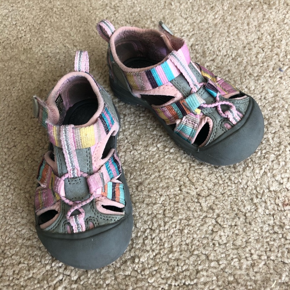 Keens size 6